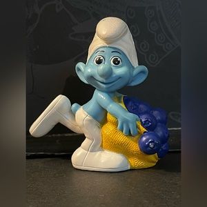 2011 McDonalds The Smurfs Greedy Smurf Figure